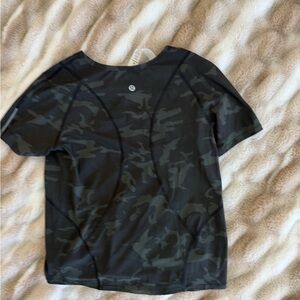 Lululemon Athletica Gray Camouflage Top